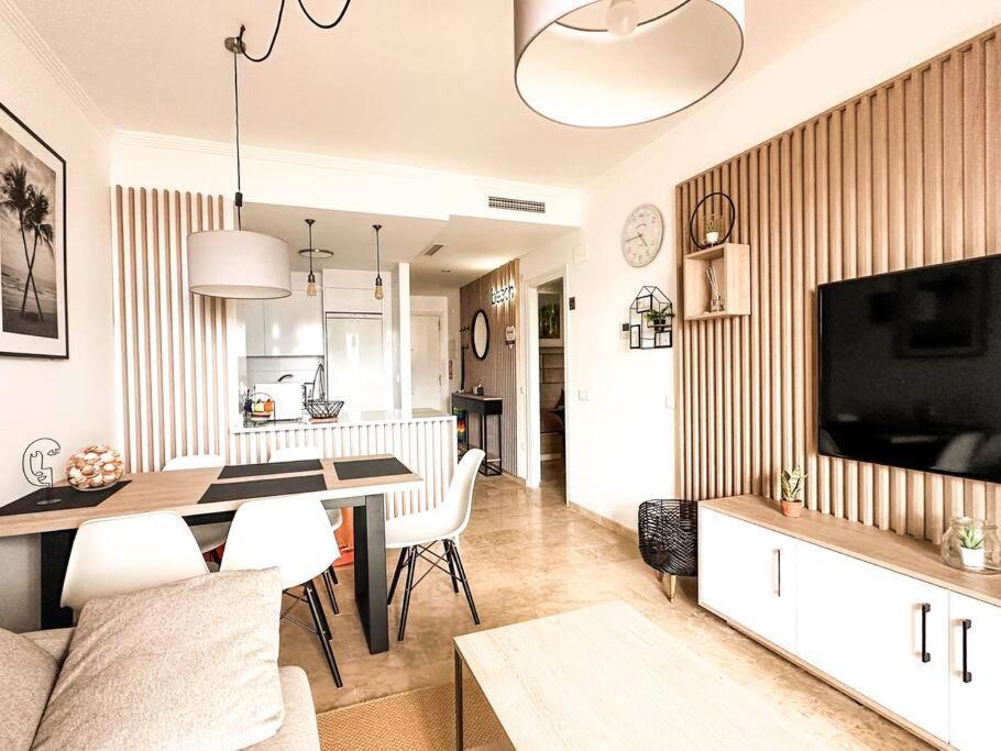 2bed Small Oasis Apartment Castillo de Sabinillas